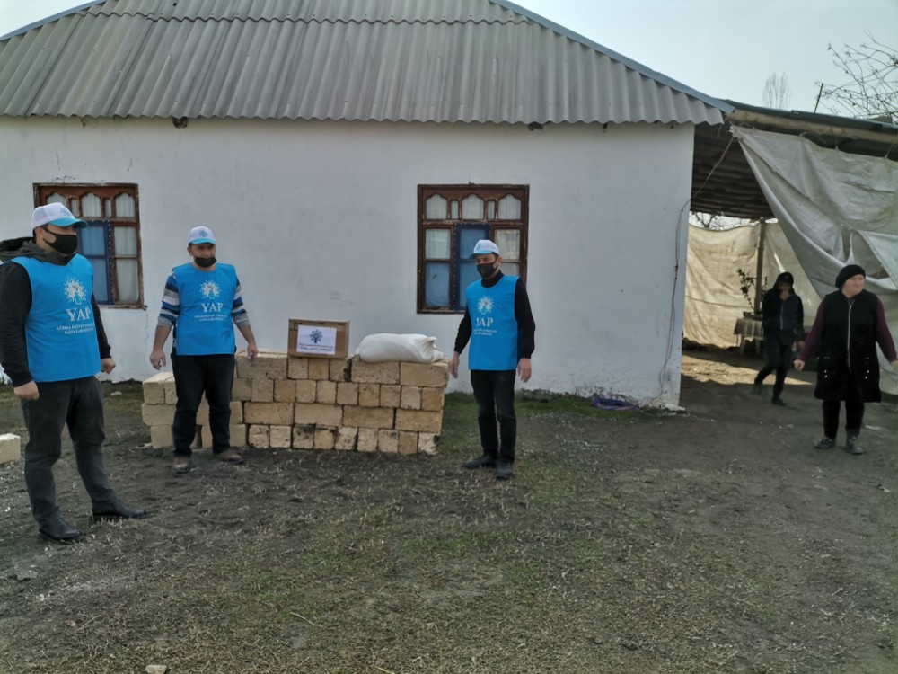 YAP Ağdaş rayon təşkillatı humanitar aksiyaya start verdi - FOTOLAR