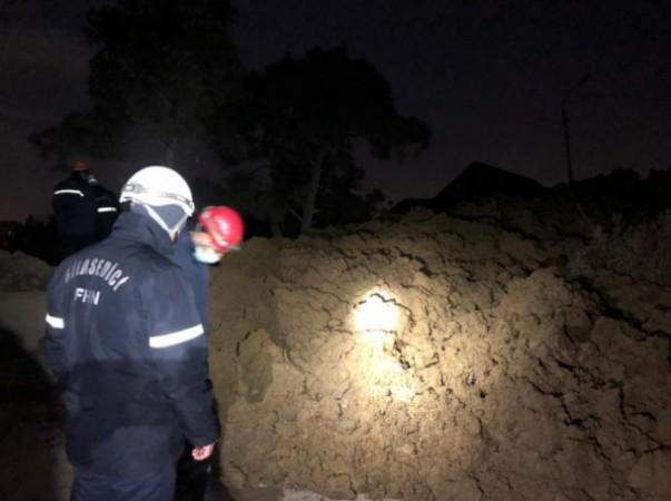 Nazirlikdən Badamdardakı sürüşmə ilə bağlı açıqlama - YENİLƏNİB (FOTO)