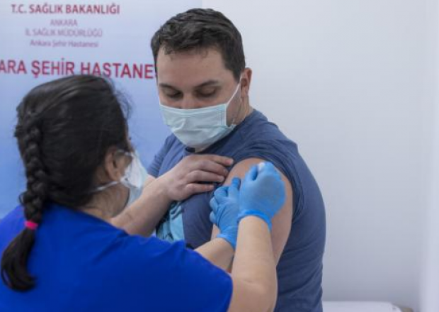 Türkiyədə vaksinasiyanın 2-ci mərhələsi başladı