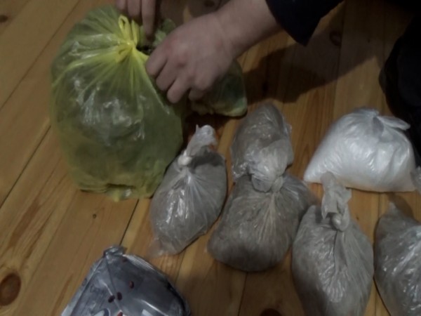 Bakıda onlayn narkotik satanlar saxlanıldı - VİDEO
