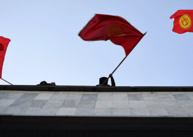 Qırğızıstan parlamenti referendum tarixini təyin etdi 