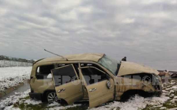 İran səfirliyinin maşını qəzaya uğradı - Xəsarət alanlar var (Foto)