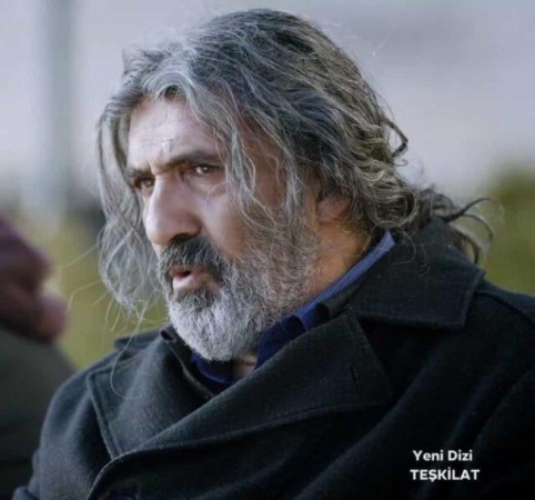 Məşhur aktyor ekranlara geri qayıtdı - FOTO