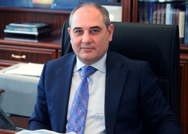 "Heydər Əliyevin ən böyük xidmətlərindən biri də siyasi varisliyin təmin edilməsi oldu" - Tahir Budaqov