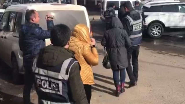 Türkiyəyə qanunsuz yolla daxil olan azərbaycanlı qadın deport edildi 
