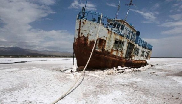 Urmiya gölü quruyur - Xəritədən silinmə təhlükəsi var (FOTO)