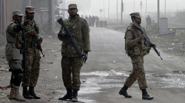 Pakistanda 4 terrorçu məhv edildi 