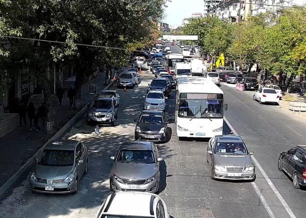 Bakıda tuneldə qəza baş verdi - FOTO