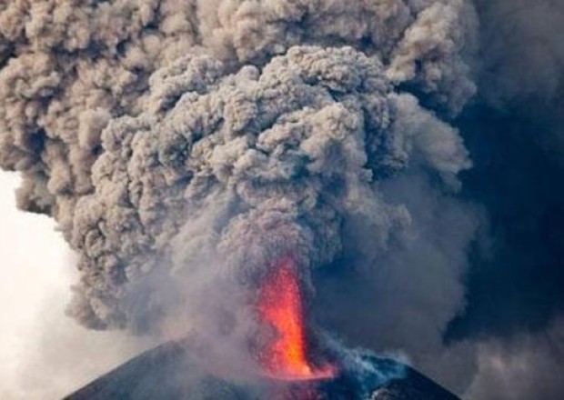 İndoneziyada vulkan püskürməsi nəticəsində ölənlərin sayı artdı 