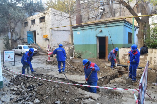 "Azərsu" Bakının bu rayonununda yeni layihənin icrasına başladı - FOTOLAR