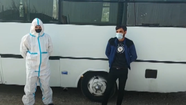 Koronavirus xəstəsi avtobus sürərkən yaxalandı - VİDEO