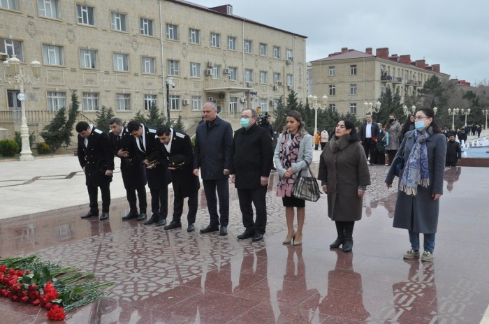 Qaradağda Heydər Əliyevin anım mərasimi keçirilib - FOTOLAR