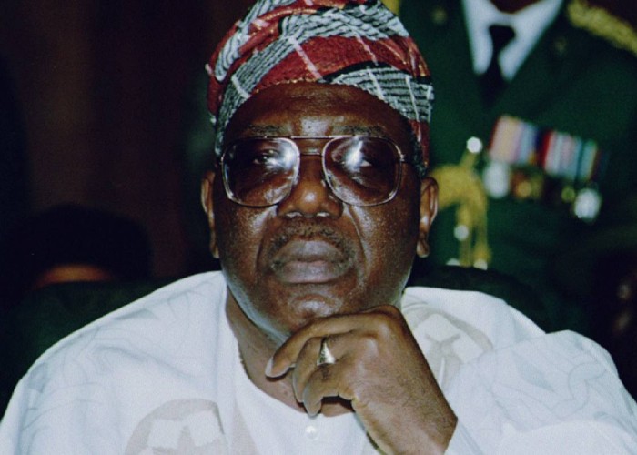 Nigeriyanın keçmiş lideri vəfat edib
