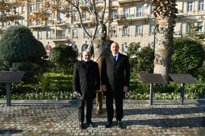 İlham Əliyev Tağıyevin abidəsinin açılışını etdi - YENİLƏNİB