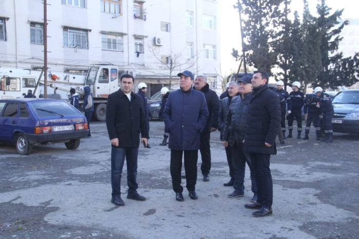 Niyazi Bayramov güclü külək nəticəsində xəsarət alanları ziyarət etdi - FOTOLAR