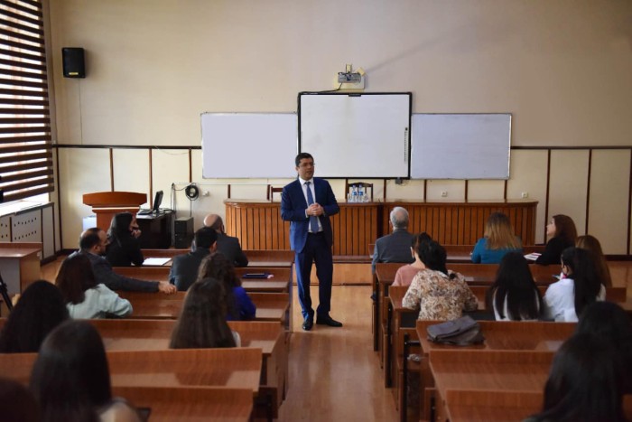 Əhməd İsmayılov BDU-da media qanunvericiliyindən danışdı - FOTO