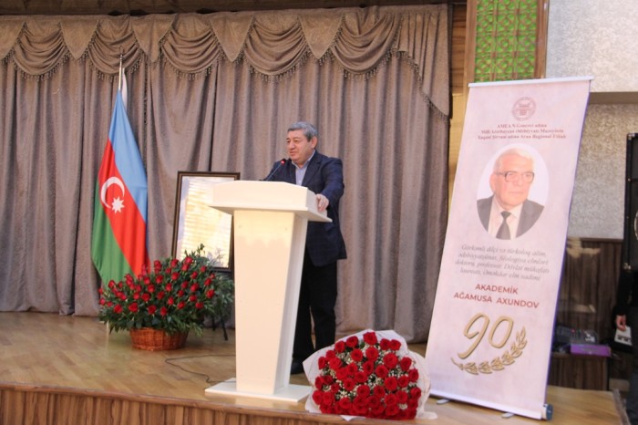 Yazıçılar Ağamusa Axundova həsr olunan tədbirdə iştirak etdilər - FOTOLAR