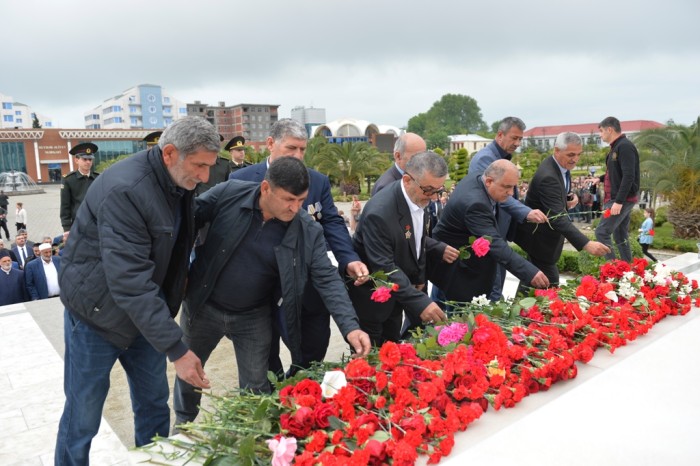 Lənkəranda Heydər Əliyevin xatirəsi anıldı - FOTOLAR