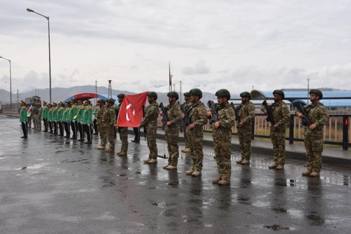 Azərbaycan hərbçiləri Türkiyədə təlim keçəcək - FOTO