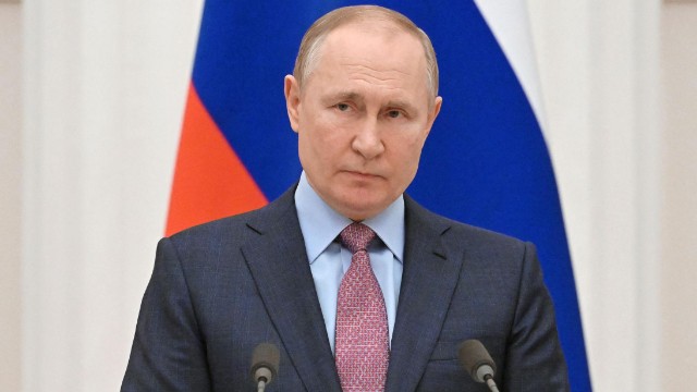 “Rusiya Ukrayna taxılının daşınmasına mane olmur” - Putin