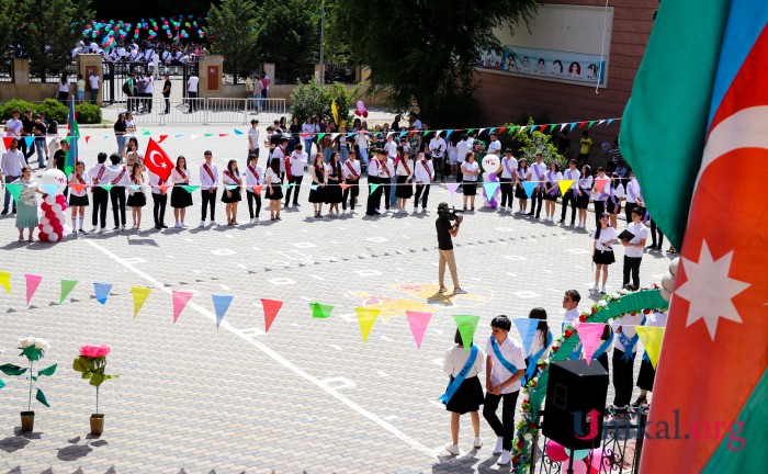 "Son zəng"dən FOTOREPORTAJ