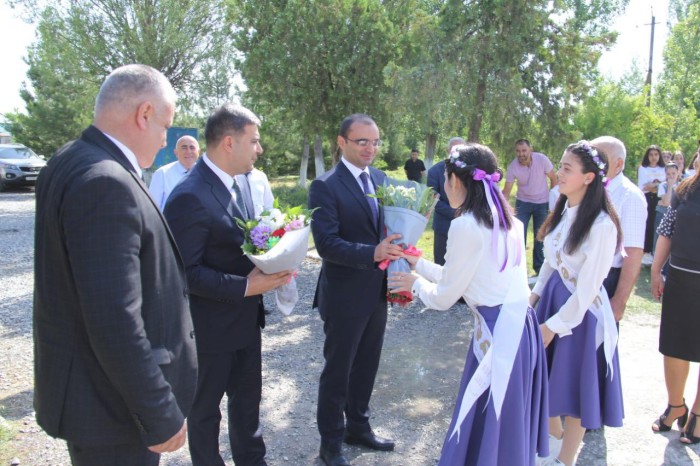 Kürdəmirin orta məktəblərində "Son zəng" tədbirləri keçirildi - FOTOLAR