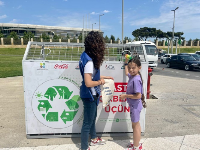 “Plastik butulkanı ekoçantaya dəyiş” aksiyası keçirildi - FOTOLAR