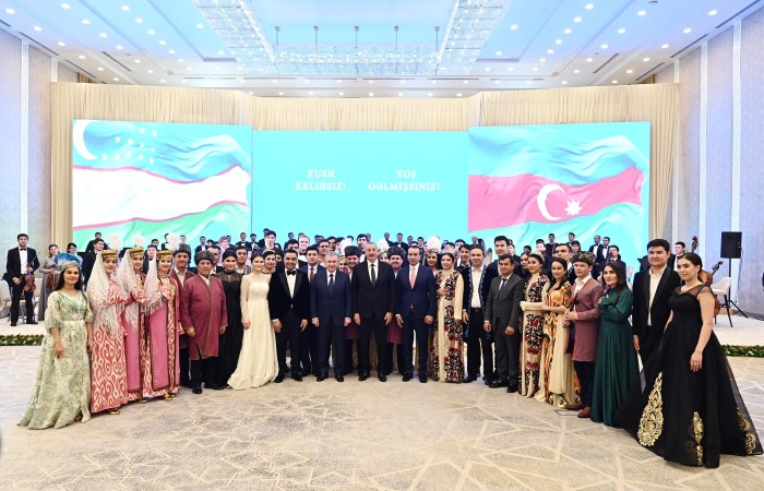 Mirziyoyev Əliyevin şərəfinə qəbul təşkil etdi - YENİLƏNİB (FOTO)