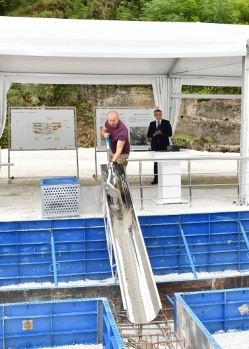 Prezident “İstisu” mineral su zavodunun təməlini qoydu - FOTOLAR