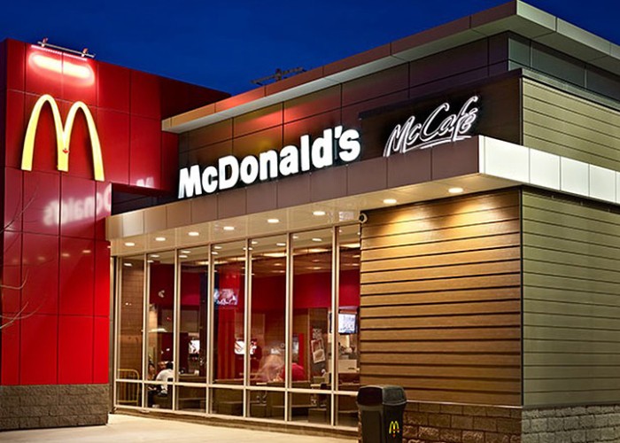 Qazaxıstanda bütün "McDonald's" restoranları bağlandı 