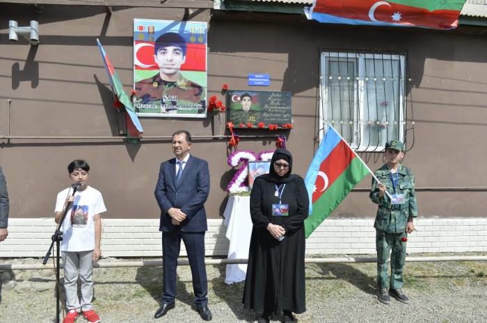 Lənkəranda Vətən müharibəsi şəhidinin xatirə lövhəsi açıldı - FOTOLAR