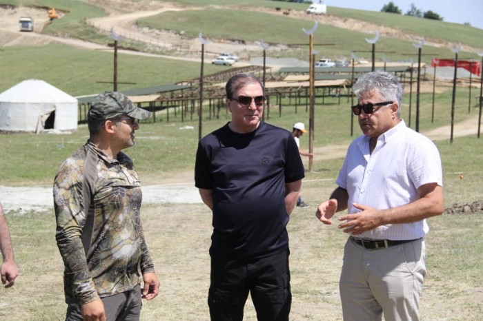 Niyazi Bayramov II Milli Yaylaq Festivalına hazırlıq işləri ilə tanış olub - FOTO