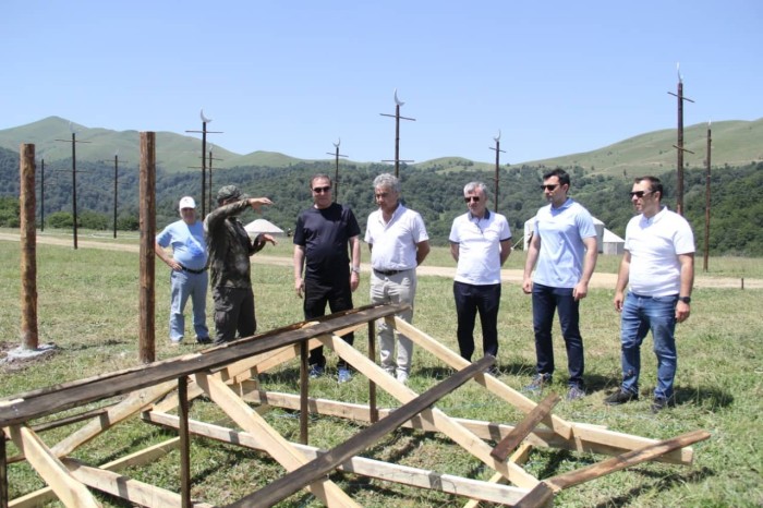 Niyazi Bayramov II Milli Yaylaq Festivalına hazırlıq işləri ilə tanış olub - FOTO