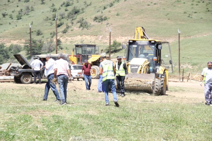 Niyazi Bayramov II Milli Yaylaq Festivalına hazırlıq işləri ilə tanış olub - FOTO