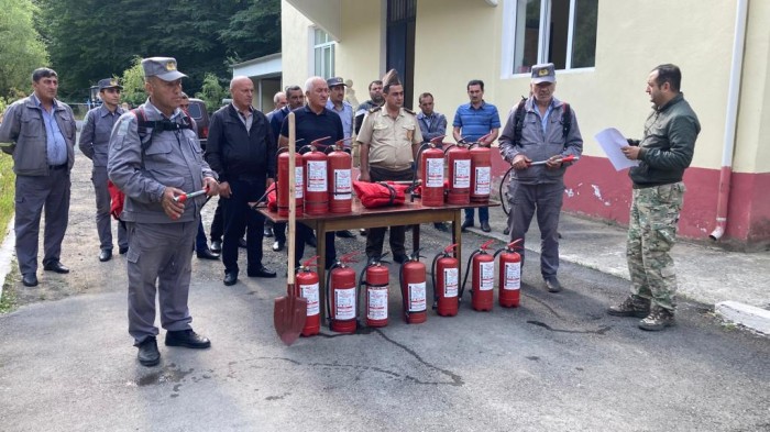 “Yay mövsümündə meşəlik ərazilərdə yanğın təhlükəsizliyi” mövzusunda təlimlər davam edir