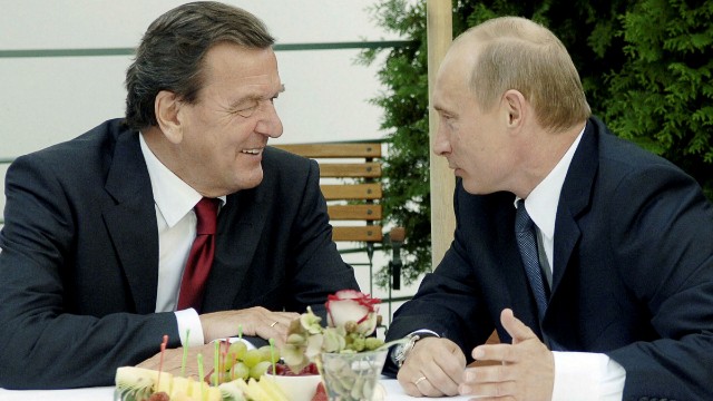 "Putin dostu vasitəsilə Ukraynaya sözlərini çatdırdı" - KİV
