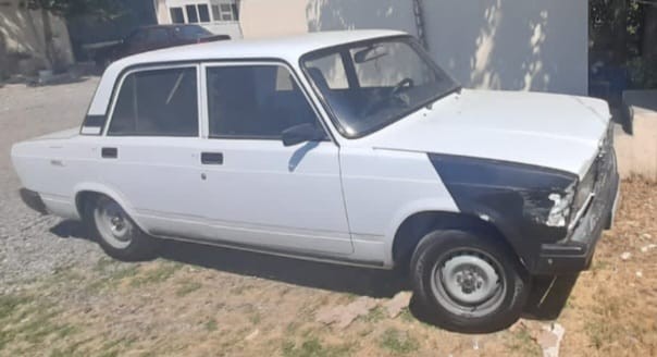 “VAZ-2107” ilə avtoxuliqanlıq edən şəxs həbs olundu - FOTO