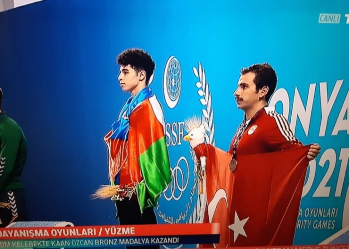 Azərbaycan üzgüçülükdə ilk qızıl medalını QAZANDI