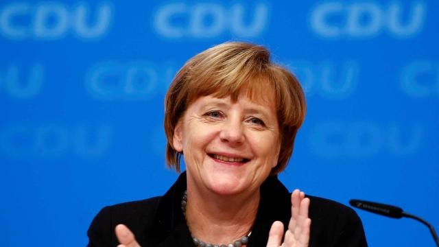 Merkel YUNESKO-nun Sülh Mükafatına layiq görüldü 