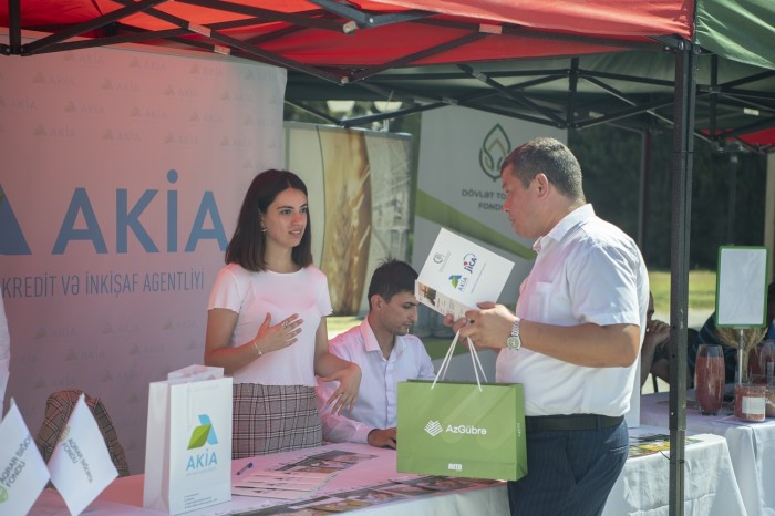 Sabirabadda toxum sərgi-satış yarmarkası keçirildi - FOTOLAR