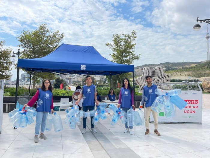 Bakıda növbəti “Plastik butulkanı ekoçantaya dəyiş” aksiyası - FOTOLAR