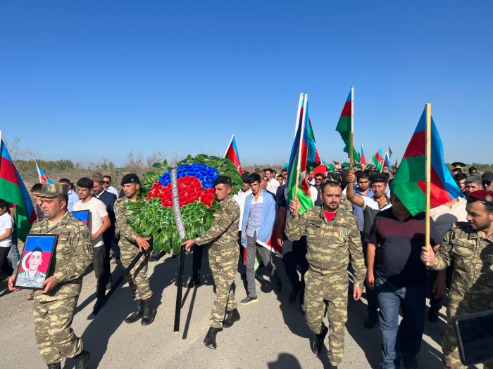 Şəhid Qorxmaz İsgəndərovla vida mərasimi keçirilib - FOTO