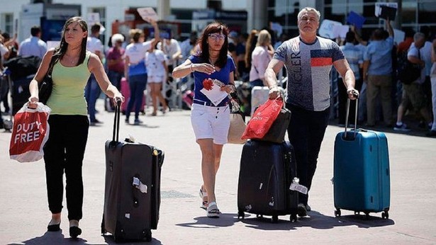 Finlandiya rusiyalı turistlərin ölkəyə girişiniqadağan edəcək