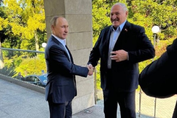 Lukaşenko Putinlə görüşdü -YENİLƏNİB