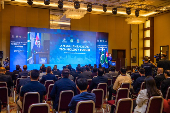Azərbaycan - Pakistan Texnologiya Forumu keçirildi - FOTOLAR