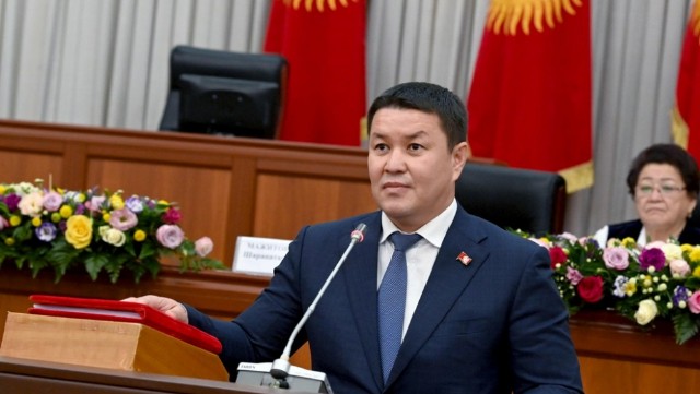 Qırğızıstan parlamentinin sədriistefa verdi