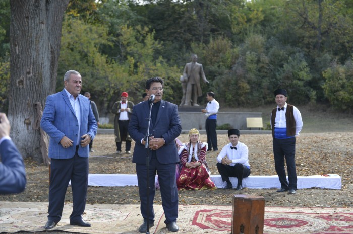 “Azerçay”ın dəstəyi ilə Şuşada teatr tamaşası səhnələşdirilib - FOTOLAR