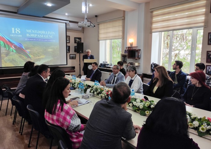 ADU-da Müstəqilliyin Bərpası Günü münasibətilə tədbir keçirildi - FOTO