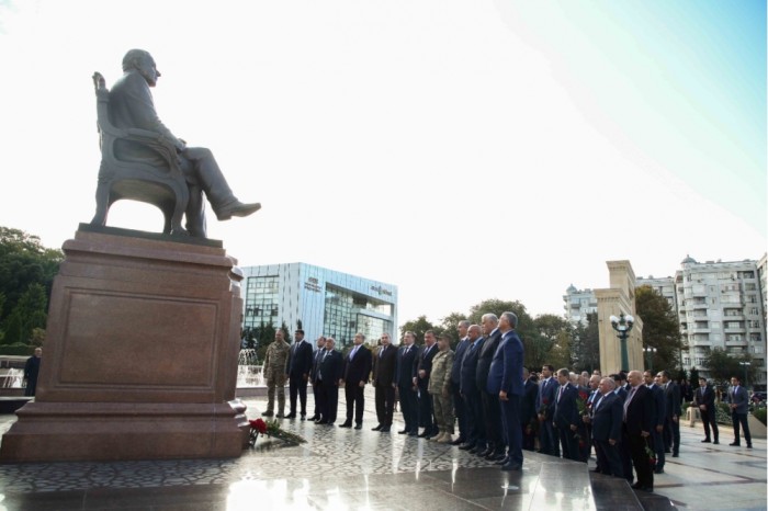 YAP-ın 30 illiyi münasibətilə Xətai rayonunda konfrans keçirilib - FOTO