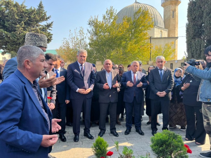 Lökbatanda Vətən müharibəsinin şəhidləri anıldı - FOTOLAR